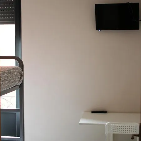 Muralla Leonesa Hostel *