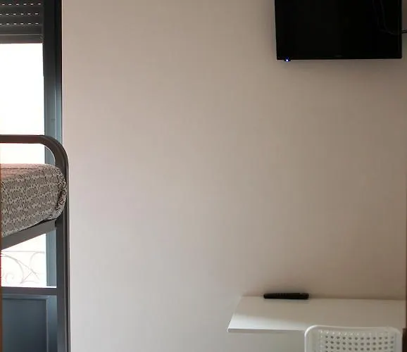 Muralla Leonesa Hostel *